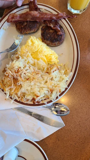 Johnel's Restaurant photo 4
